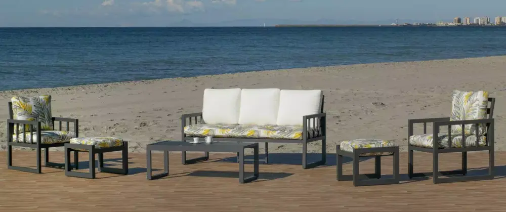Altiana 8 — Conjunto lounge