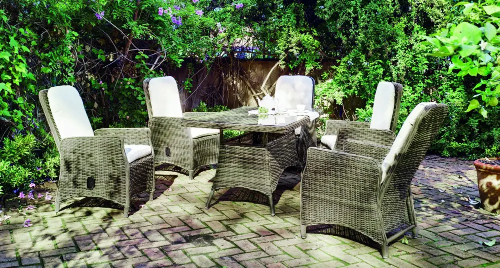 Julieta — Dining set
