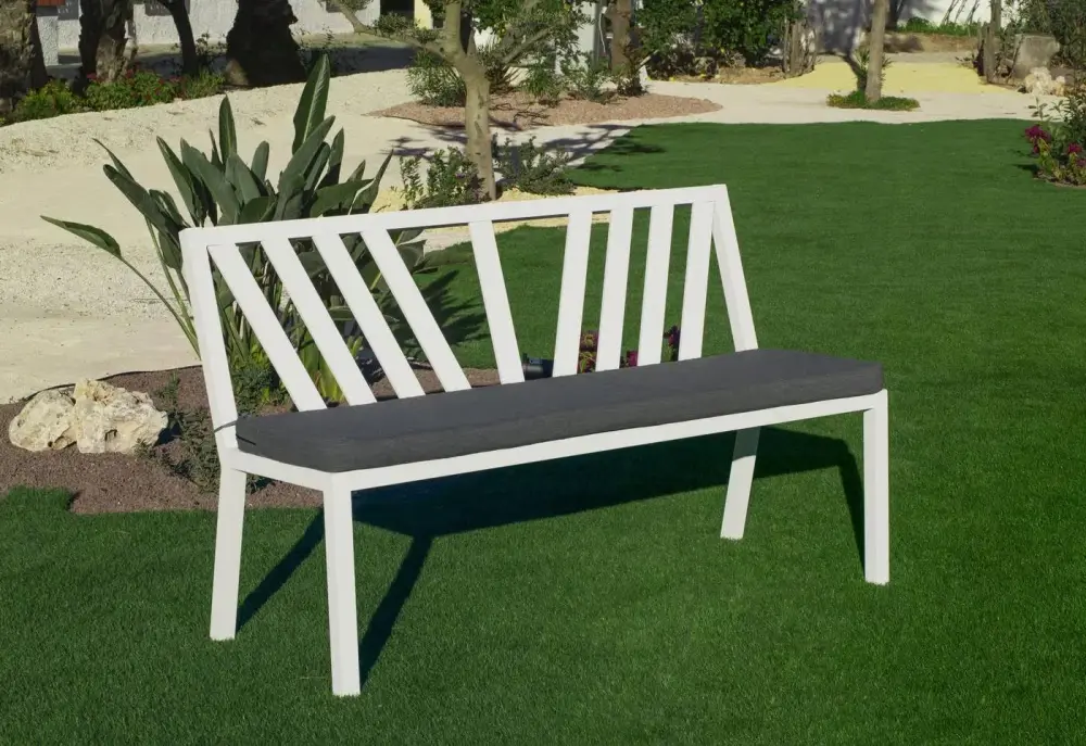 Gulliver — Bench