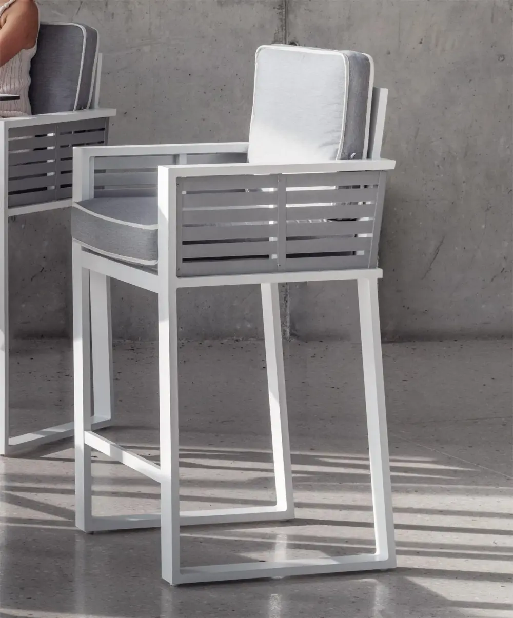 Varna — Bar stool