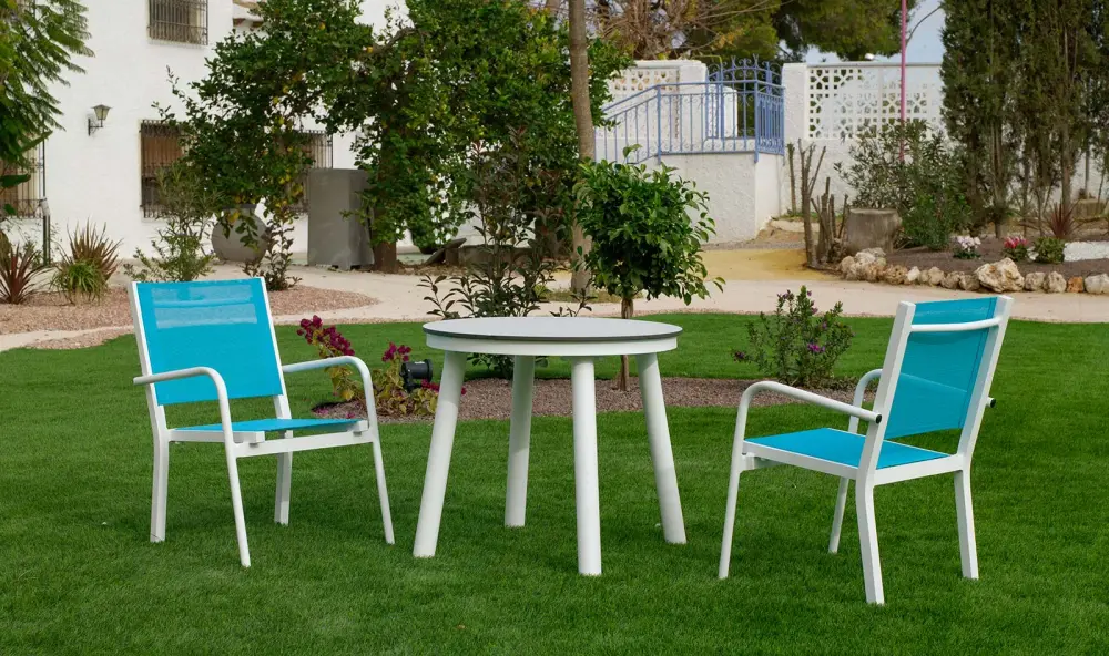 Disni — Dining table