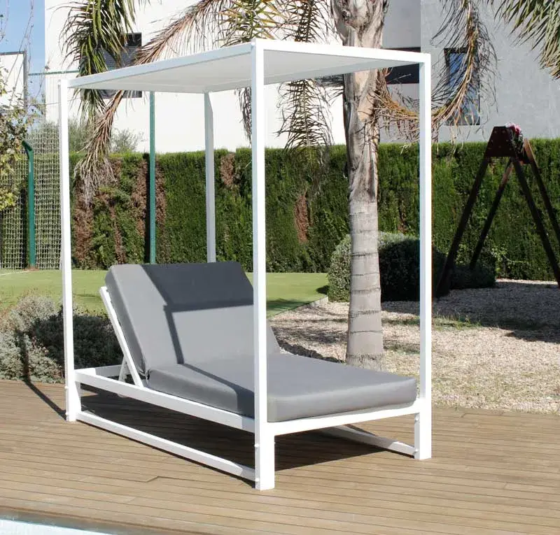 Texas 100 — Daybed