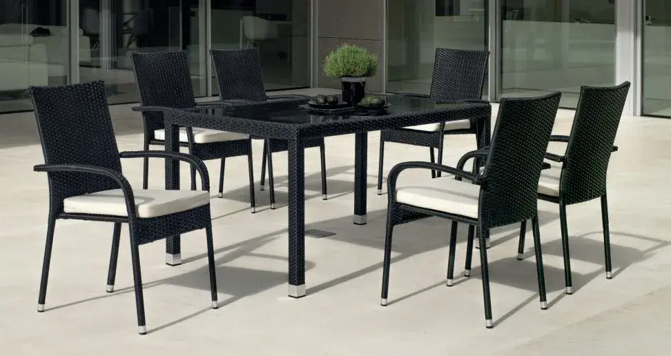 Ampurias — Dining table