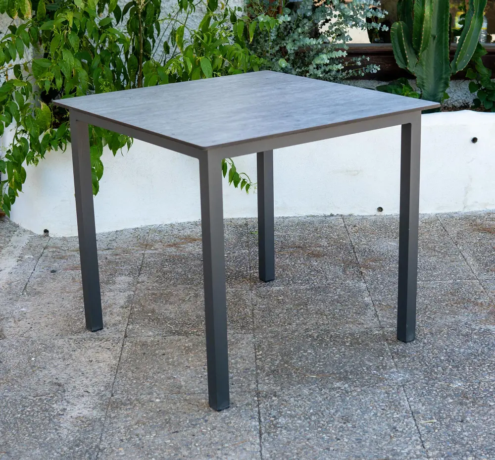 80×80 Margot — Dining table