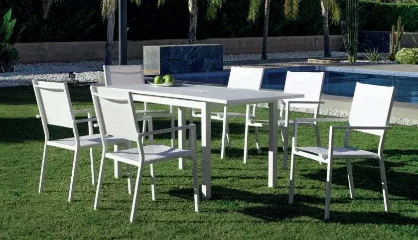 Palma — Dining table