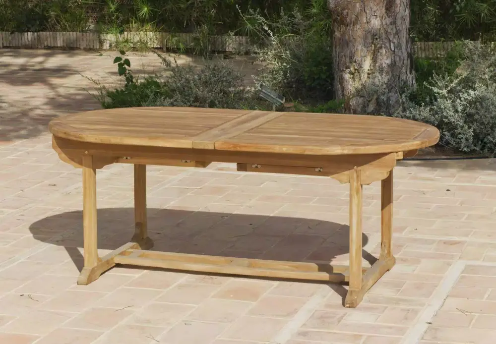 Amberes — Dining table
