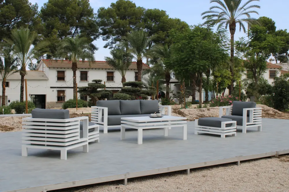 Caledonia — Lounge set