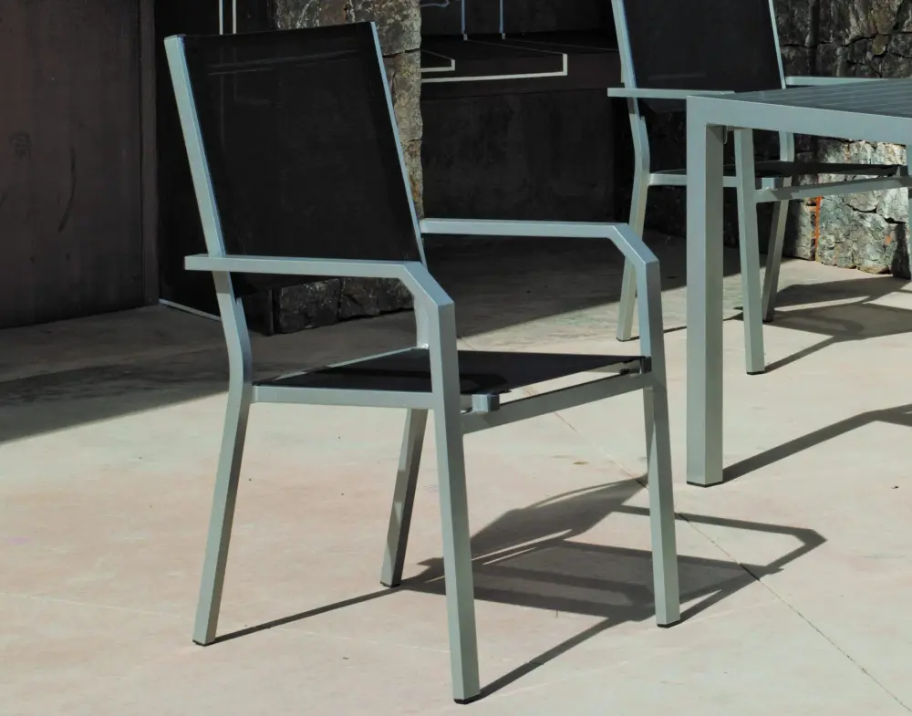 Gema 3 — Chaise