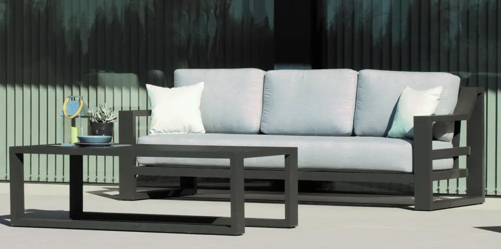 ROSENBORG-3 — Sofa