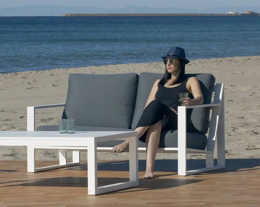 Alelí — Sofa