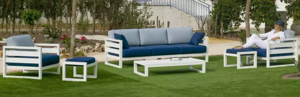 Cosmos 8 — Conjunto lounge