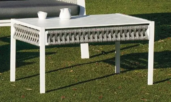 Mesa baja rectangular de aluminio y cuerda Alhambra