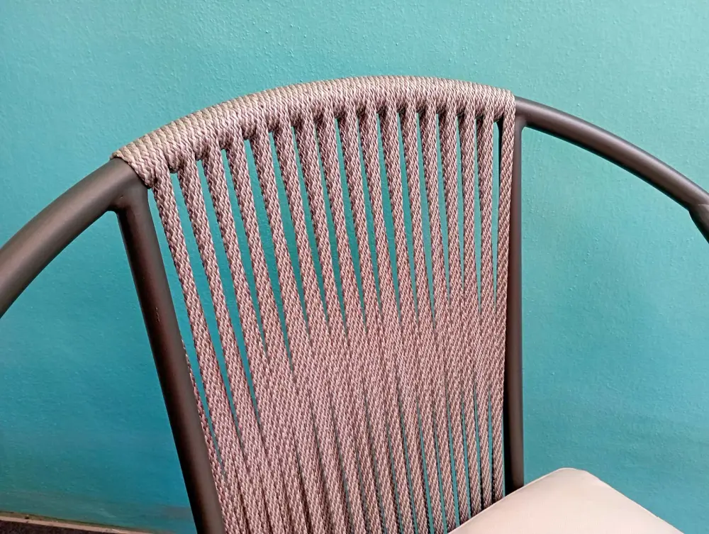 Detalle Mecedora cuerda y aluminio Malibú