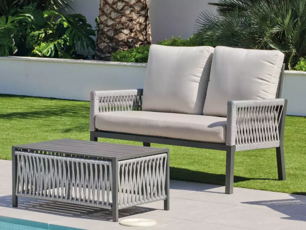 mesa centro para jardín en aluminio y cuerda trenzada modelo Aberdin