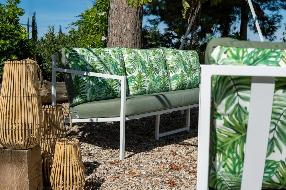 Detalle del Conjunto de jardín en aluminio blanco modelo Toscana 8